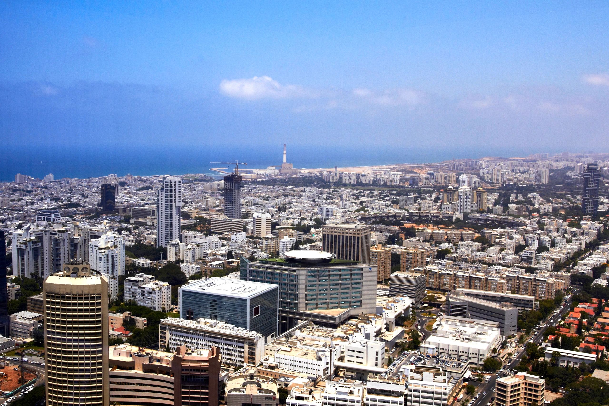 modern newsroom Israel Middle East journalism